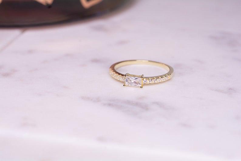GRACE ZIRCON CUT RING