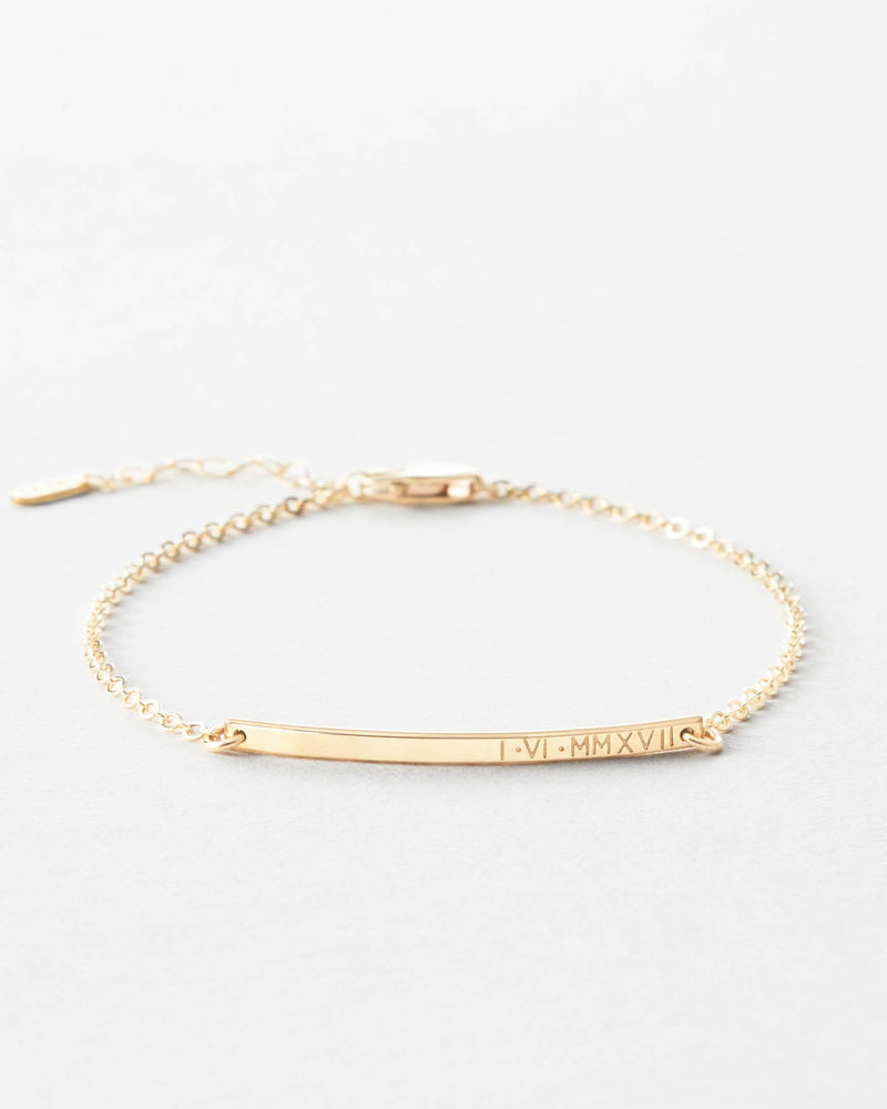 Tiny Bar Personalized Bracelet detail view