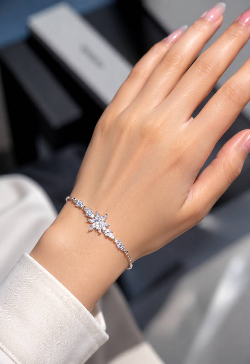 Valentina Frost Bracelet-925 Silver detail view
