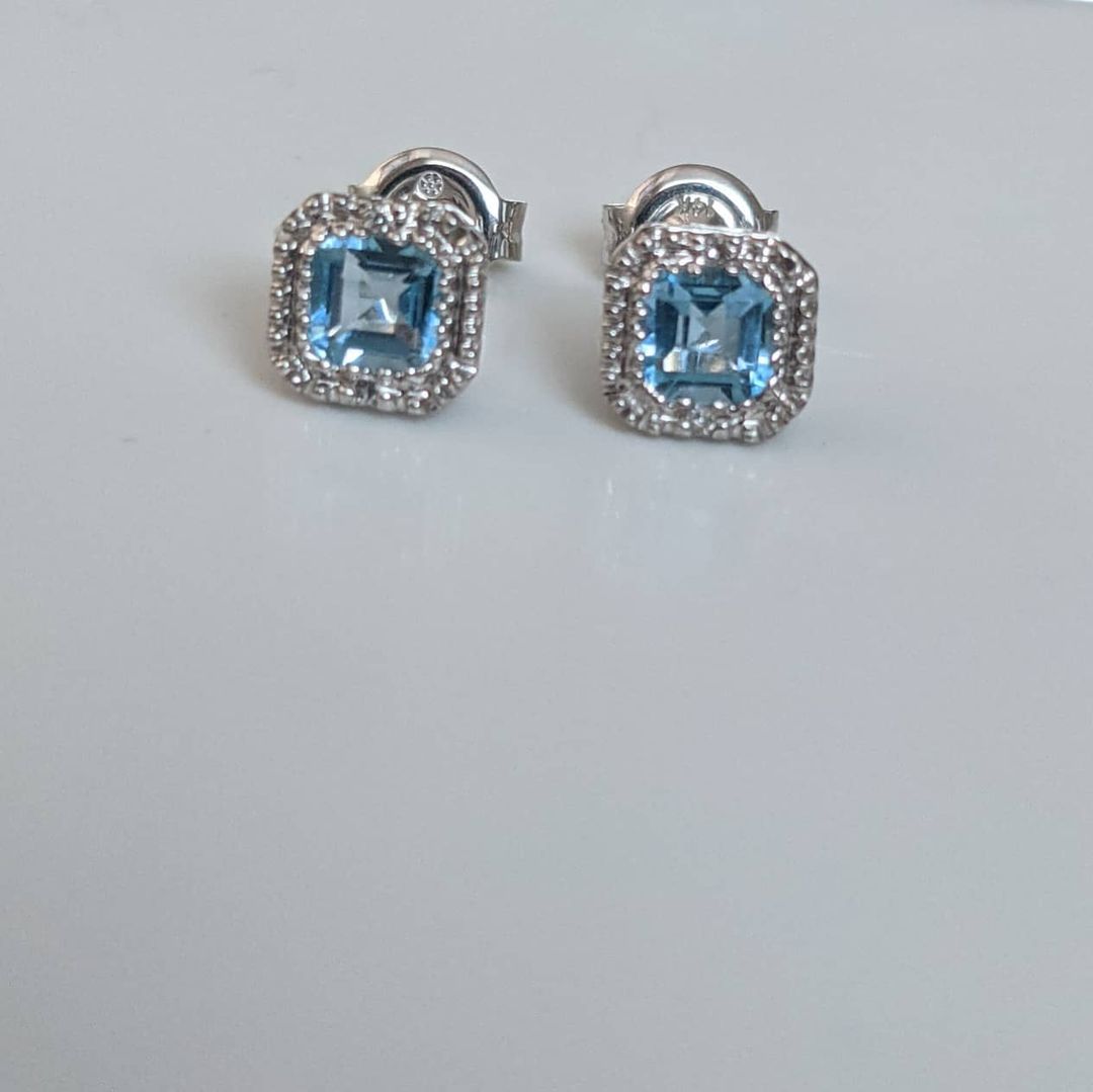 AQUA MARINE EARRINGS