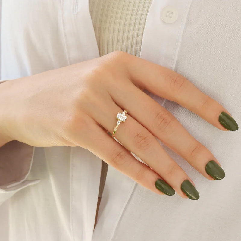 GRACE MARQUISE RING - 925 SILVER detail view
