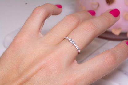 GRACE ZIRCON CUT RING