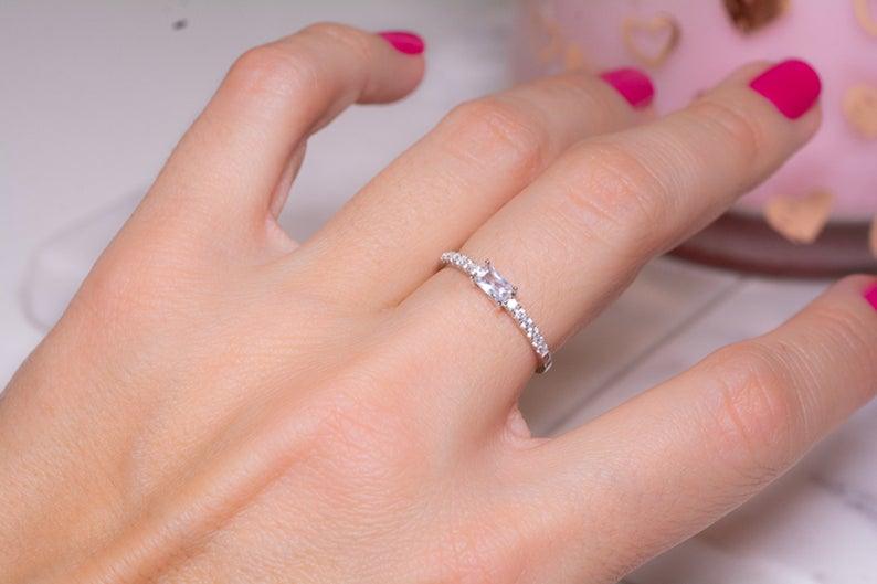 GRACE ZIRCON CUT RING detail view