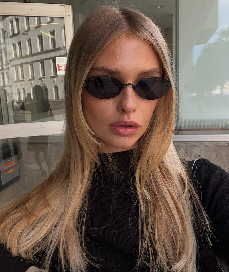 Patrice Frameless Retro Sunglasses detail view